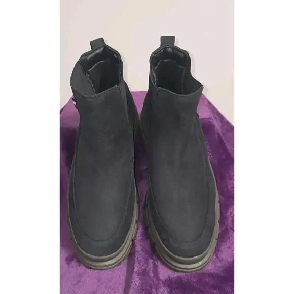 Tommy Hilfiger Men's Chunky Hybrid Chelsea Boots, Size 10 NWOB - Picture 3 of 9